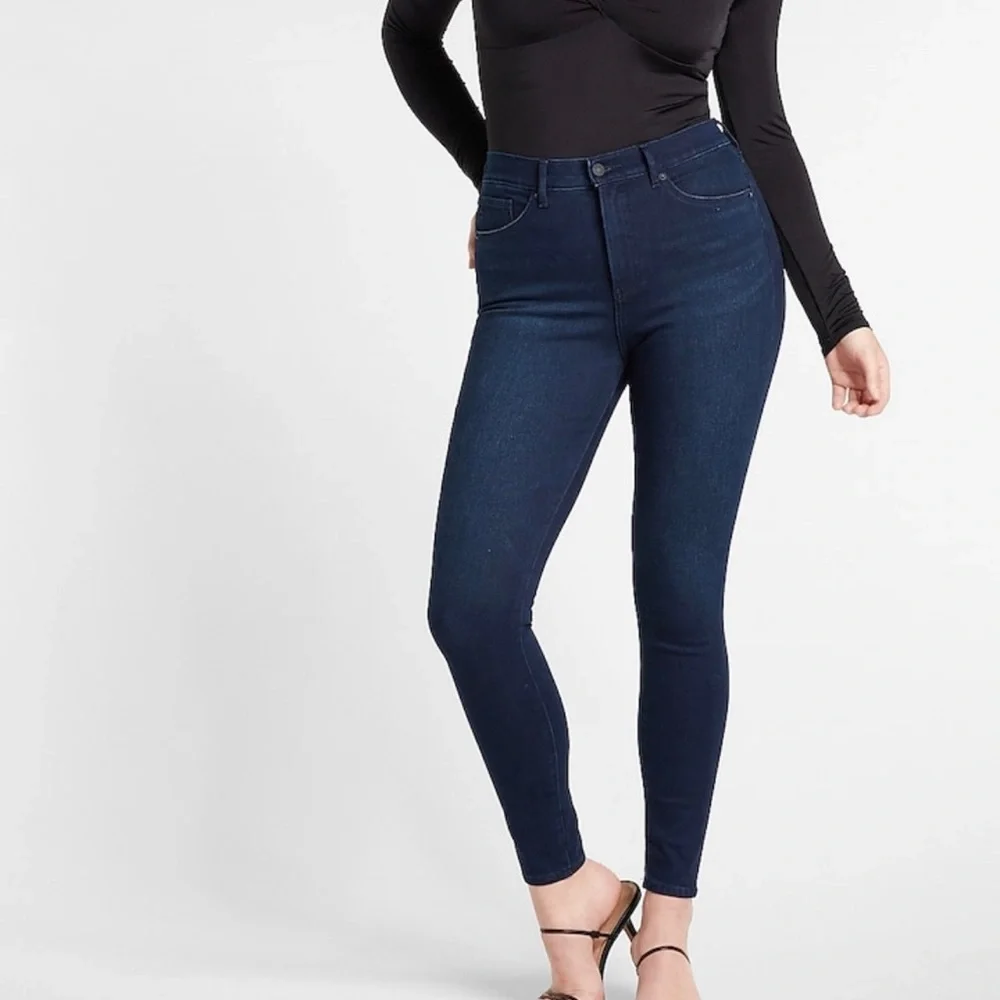 Express High Rise Skinny Jean - Picture 1 of 4